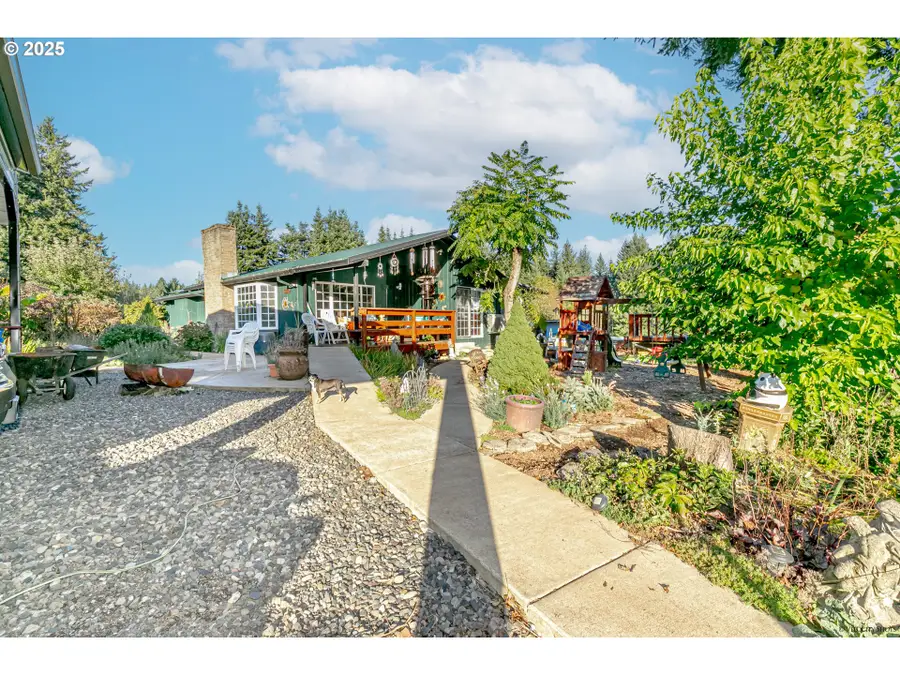 38289 SE Coupland Rd, Estacada, OR 97023 - Image #3