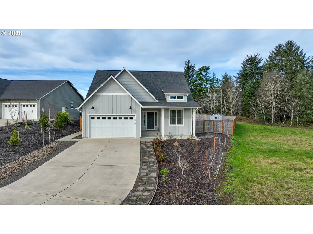 1190 SE Bugle Ave, Warrenton, OR 97146 - Image #1