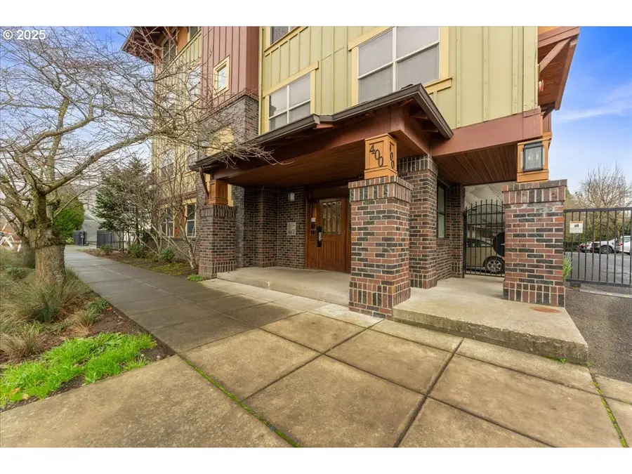 400 NE 100th Ave #101, Portland, OR 97220 - #3