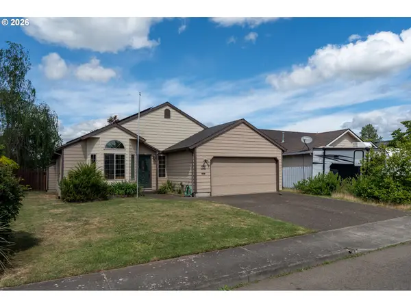 512 Pegasus Ct, Molalla, OR 97038