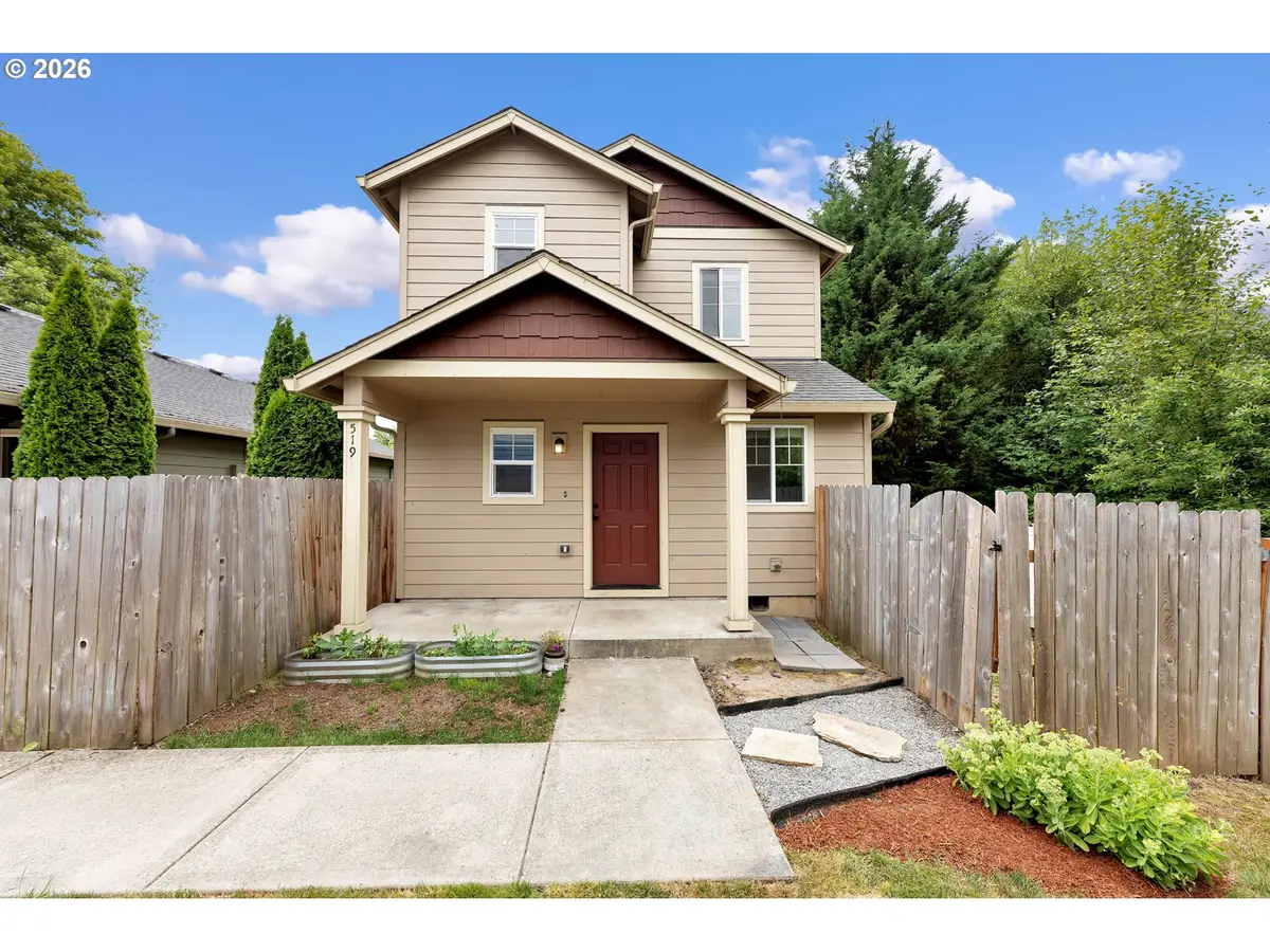 519 NE 2nd St, Battle Ground, WA 98604 - #1