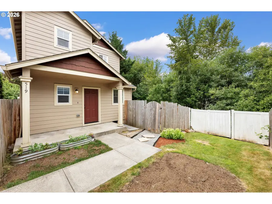 519 NE 2nd St, Battle Ground, WA 98604 - #2