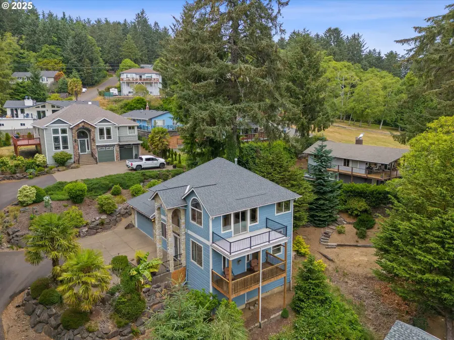 1280 NE Regatta St, Lincoln City, OR 97367 - Image #2