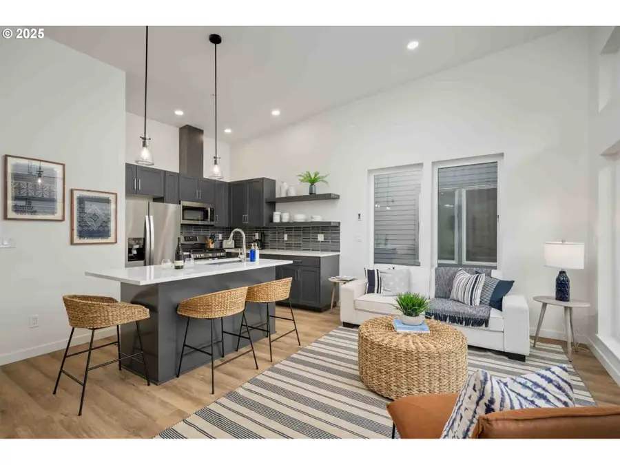 916 SW 48th St #4, Lincoln City, OR 97367 - Image #2