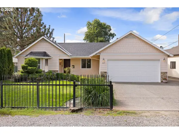 217 SE 90th Ave, Portland, OR 97216