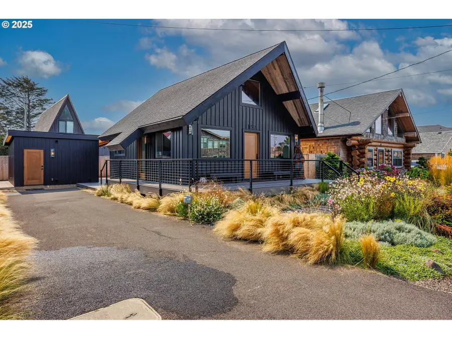 150 Merton Ln, Manzanita, OR 97130 - #2