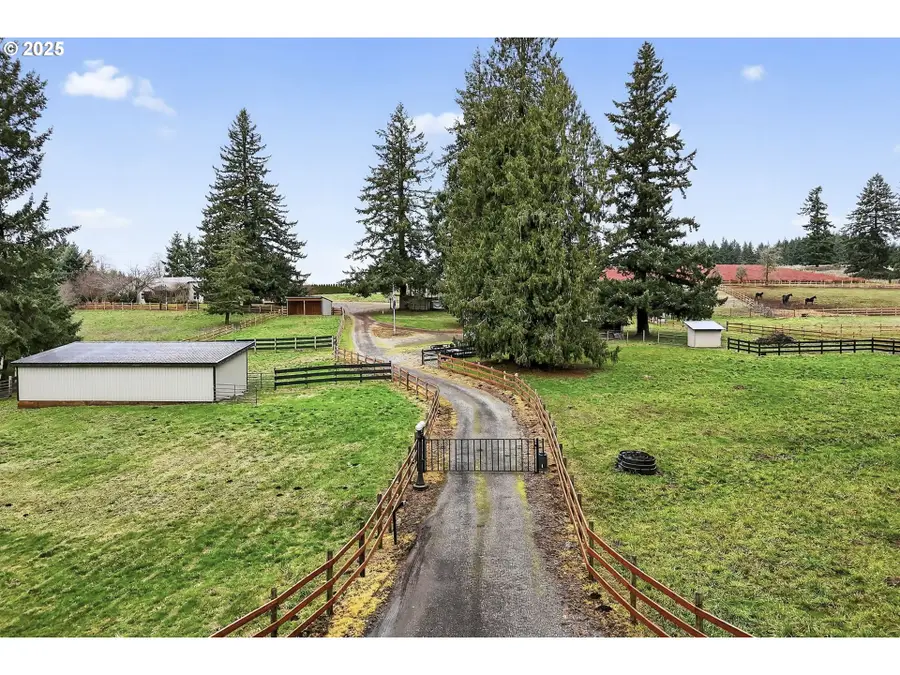 42101 SE Locksmith Ln, Sandy, OR 97055 - Image #2