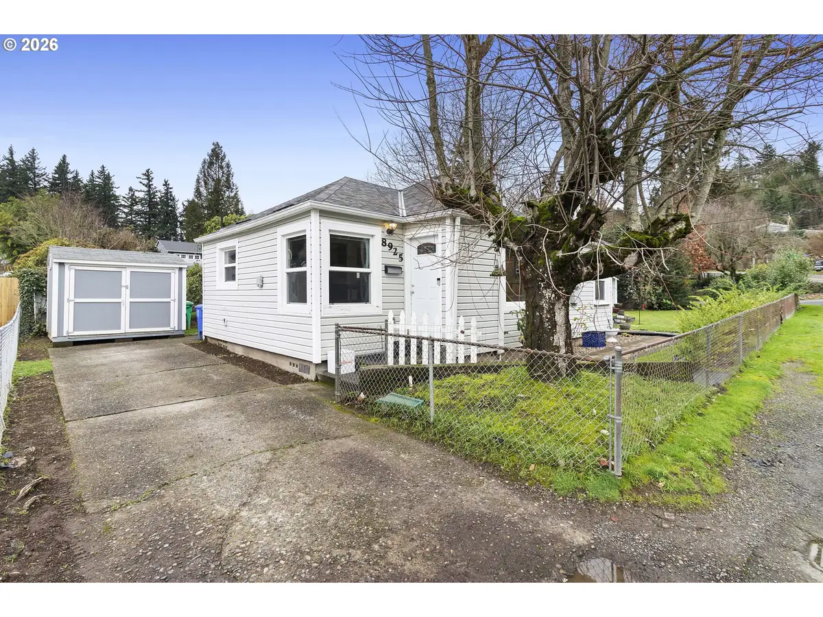 8925 NE Fremont St, Portland, OR 97220 - Image #1