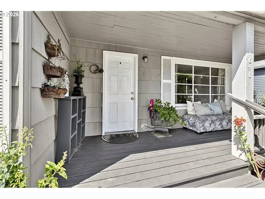 1646 H St, Springfield, OR 97477 - #3
