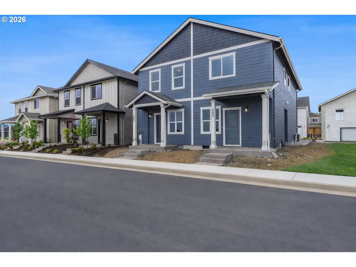 357 SE Kitzmiller Dr, Dallas, OR 97338 - Image #1