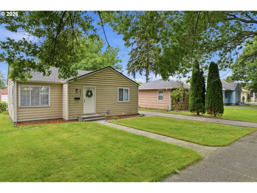 541 26th Ave, Longview, WA 98632 - #3