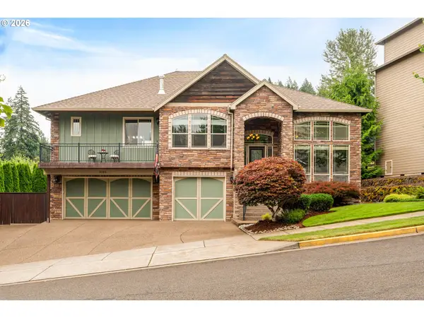 9588 SE Nicholas Dr, HappyValley, OR 97086
