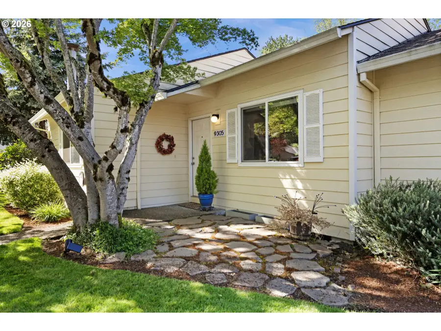 9305 SW Brooks Bend Pl, Portland, OR 97223 - #2