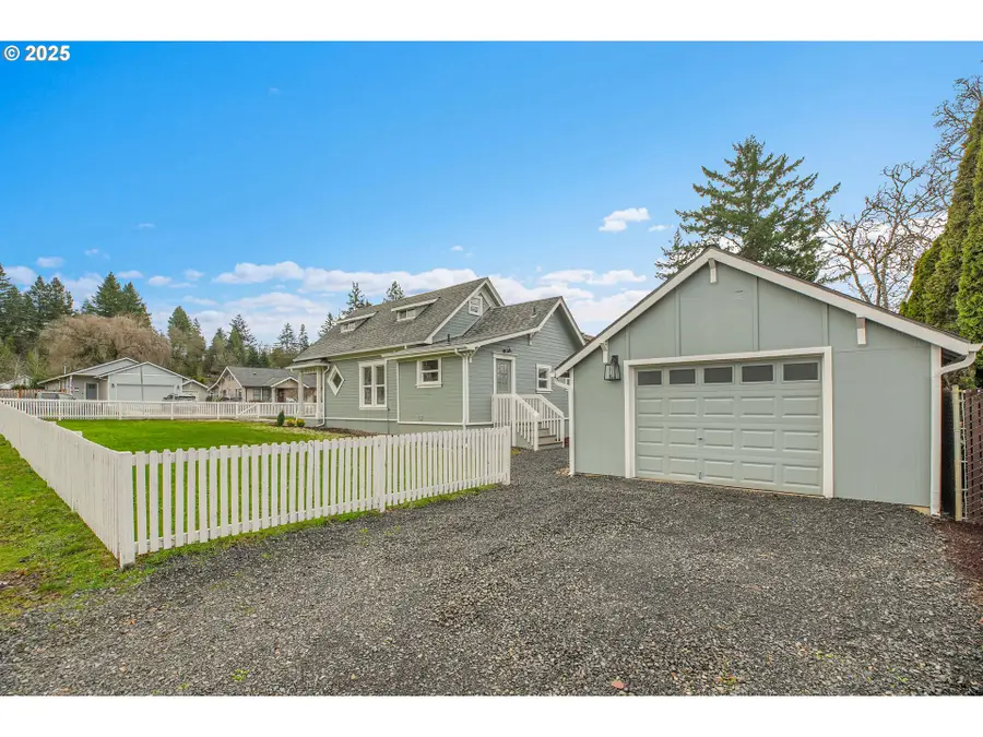 209 SE Currin St, Estacada, OR 97023 - Image #3