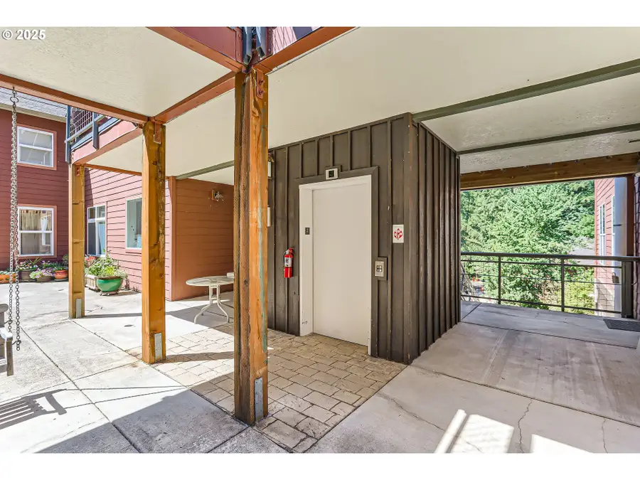 9601 NW Leahy Rd #212, West Haven Sylvan, OR 97229 - Image #2