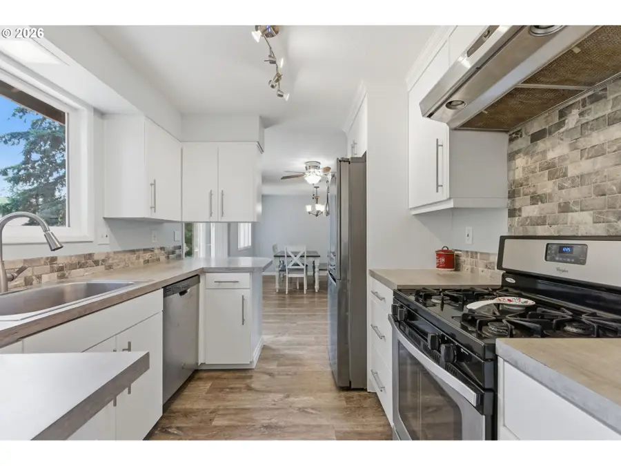 110 NE 157th Ave, Portland, OR 97035 - #2