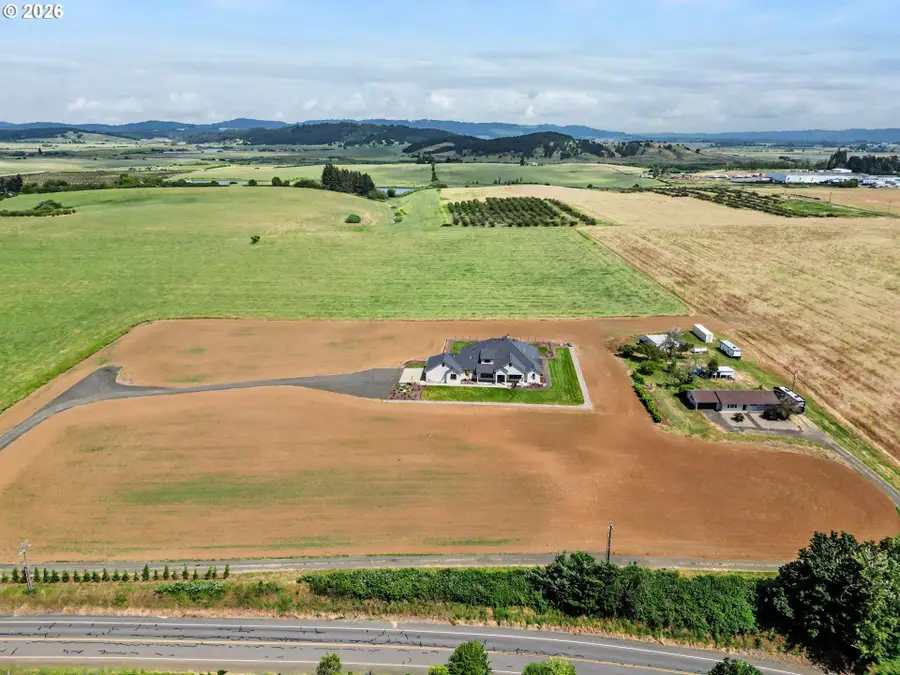 2550 Perrydale Rd, Dallas, OR 97338 - #3