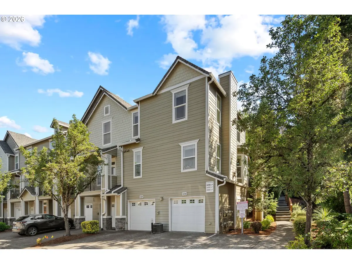 3880 Summerlinn Dr, West Linn, OR 97068 - #1