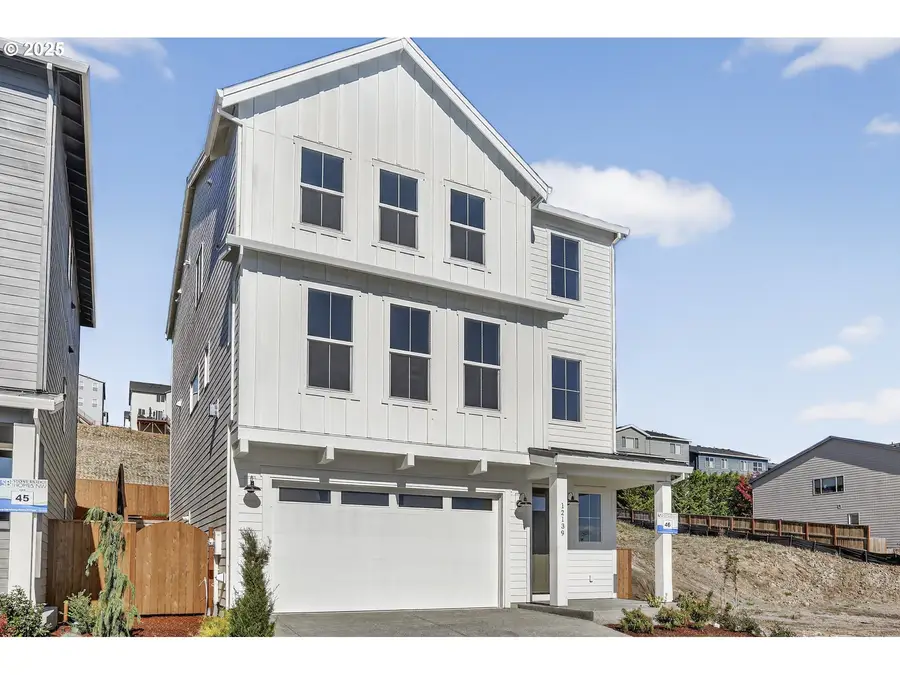 12139 SW Turnagain Dr, Tigard, OR 97224 - Image #2