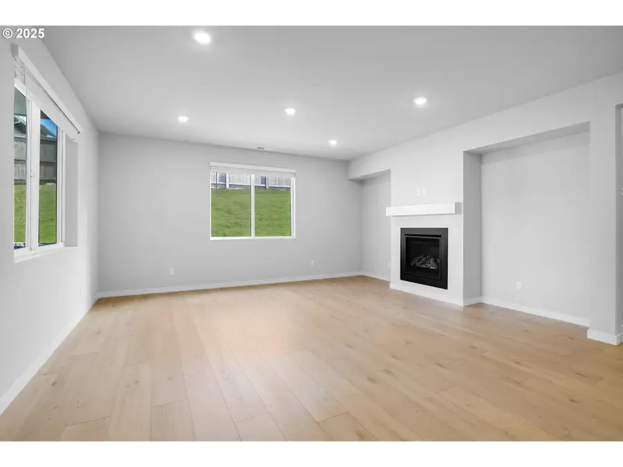 14956 SW 165th Ave, Tigard, OR 97224 - Image #3