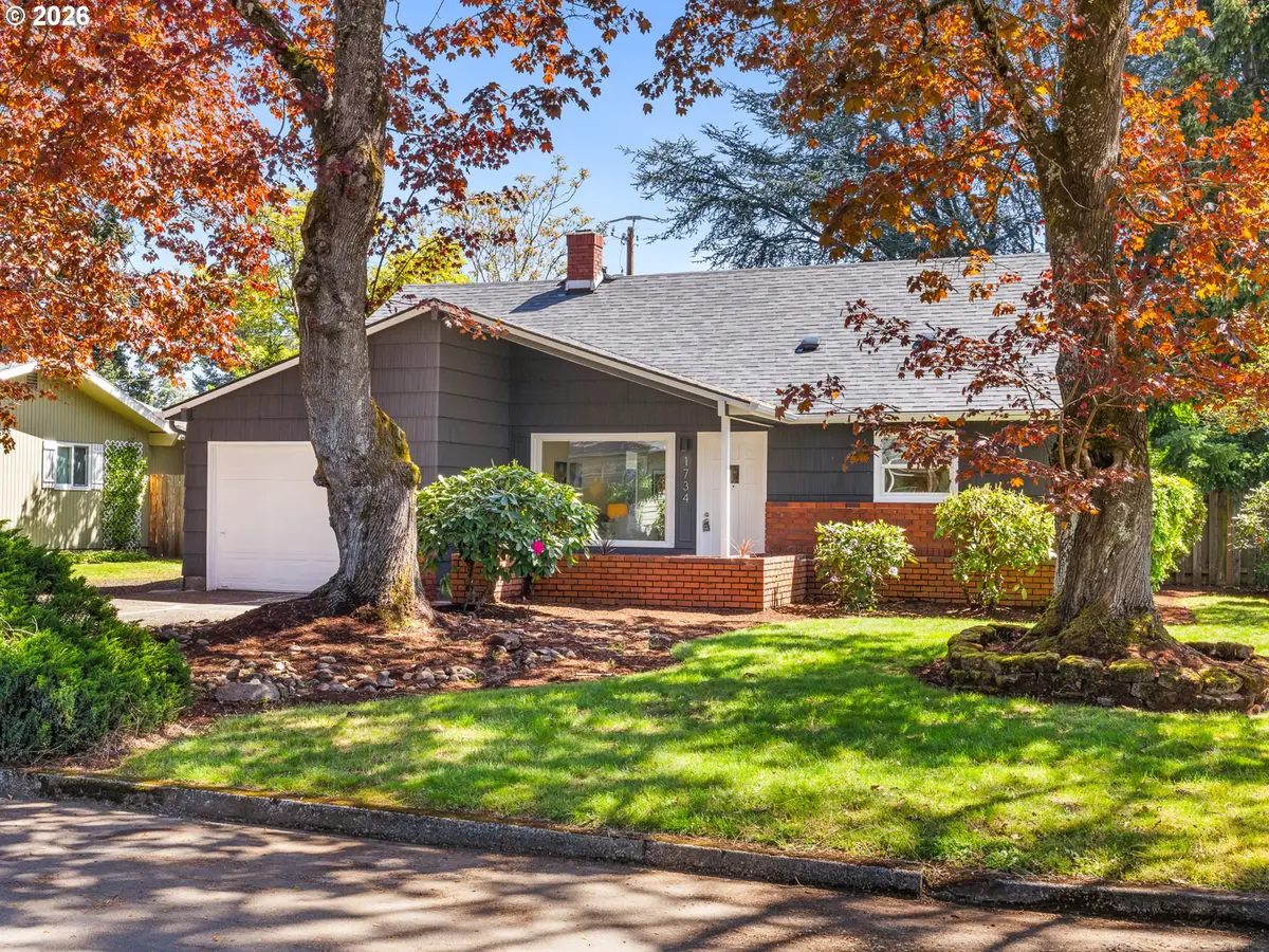 1734 SE 150th Ave, Portland, OR 97233 - #1