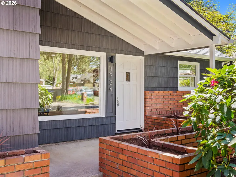 1734 SE 150th Ave, Portland, OR 97233 - #2