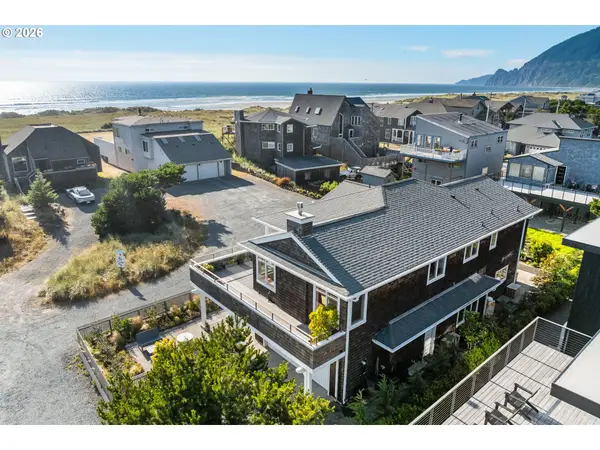 8870 Spindrift Ln, Manzanita, OR 97130