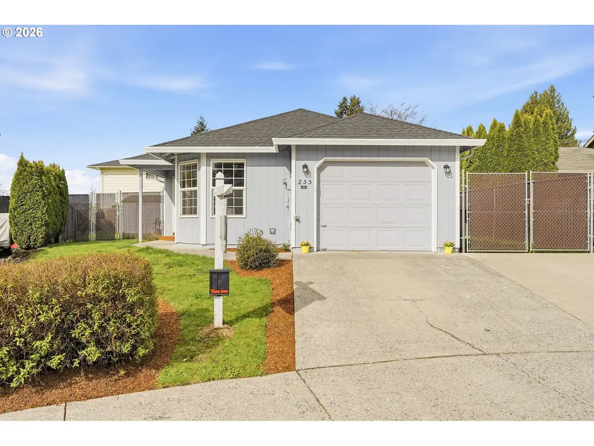 255 7th Ct, Washougal, WA 98671 - #1