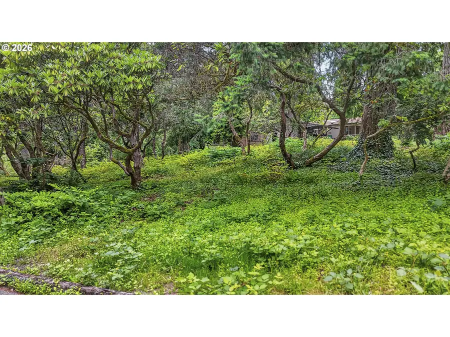 SW 16th Dr, Portland, OR 97219 - #3