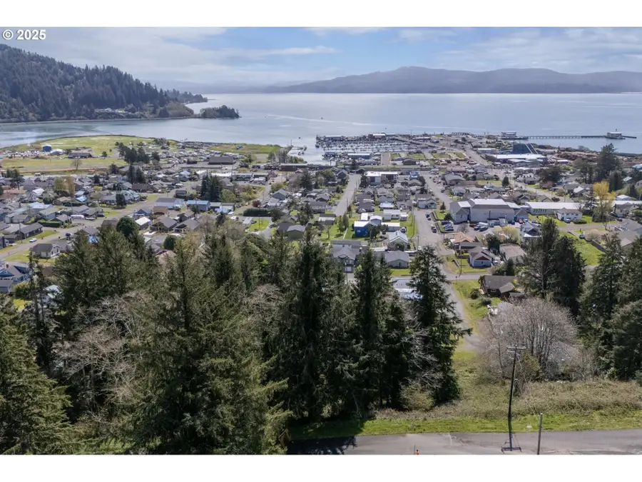 1700/1800 Ginger Ave #5,8,6,7, Garibaldi, OR 97118 - Image #3