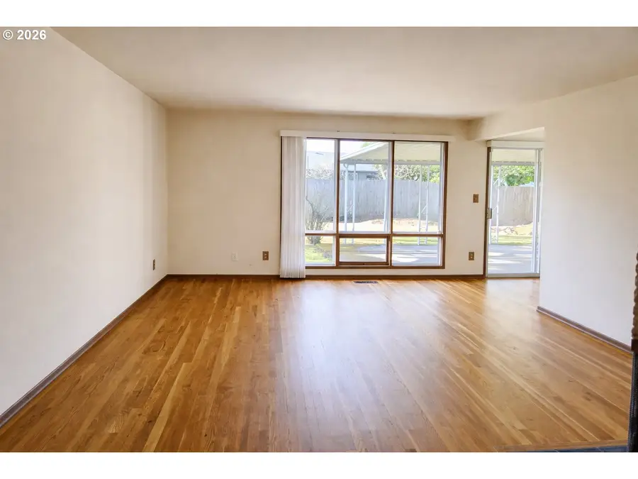 2115 NE 144th Ave, Portland, OR 97230 - Image #3