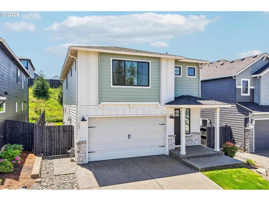 262 W Maple St, Washougal, WA 98671 - #3