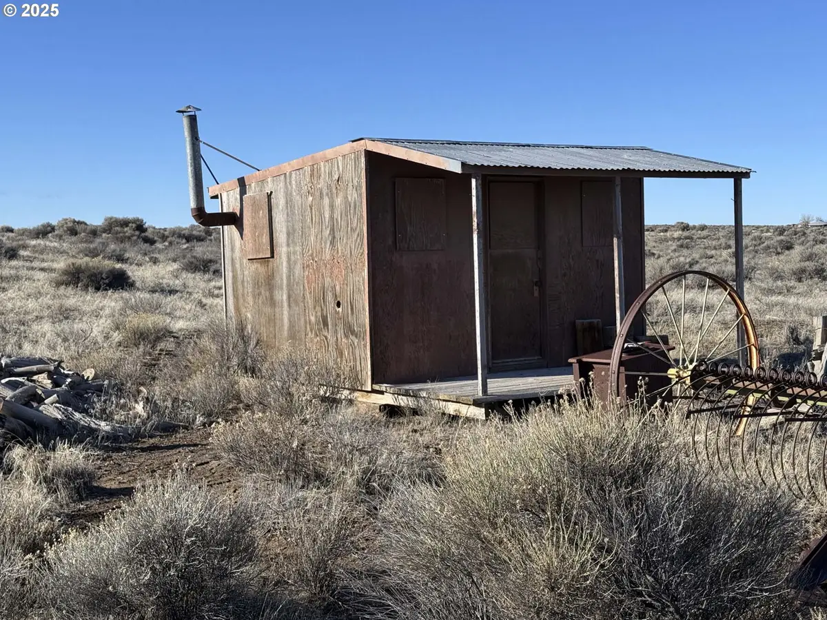 Kna Rolfs Point Rd #TL4300, Silver Lake Fort Rock, OR 97641 - Image #1