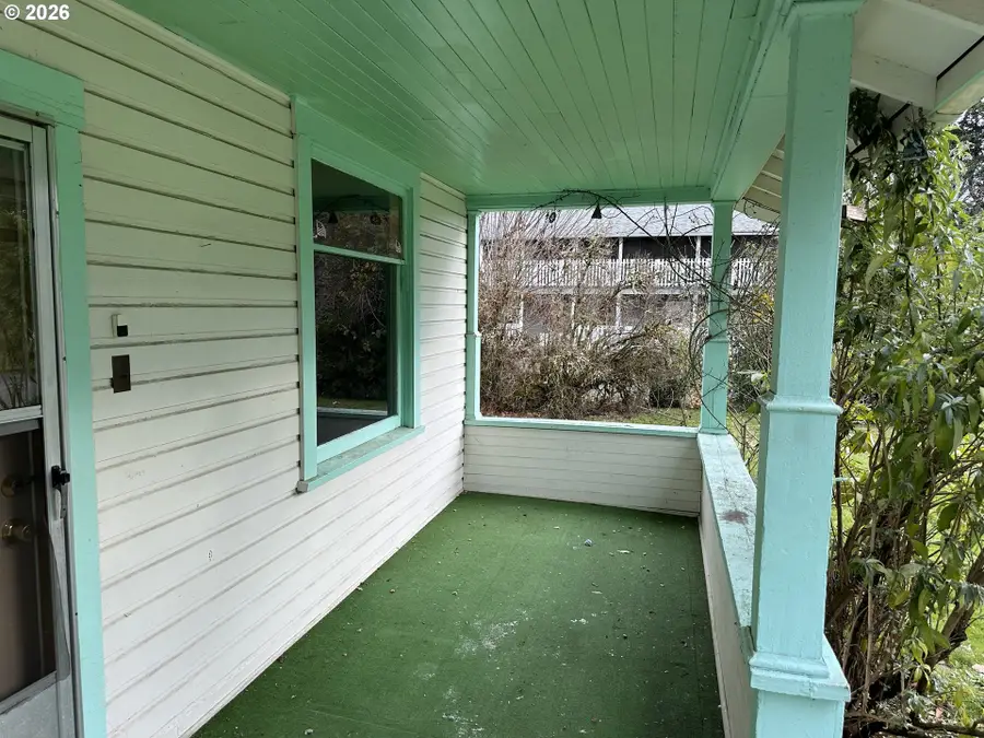 475 NE Alder St, Mill City, OR 97360 - Image #2