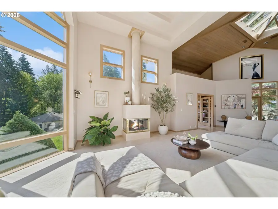 24400 SW Valley View Rd, Northwest Clackamas, OR 97068 - #3