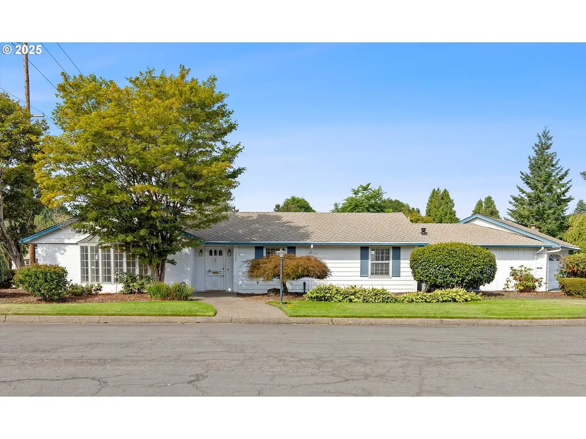 5249 SE 35th Ave, Portland, OR 97202 - Image #1