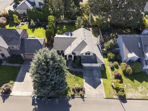 2113 NE 152nd St, Vancouver, WA 98686