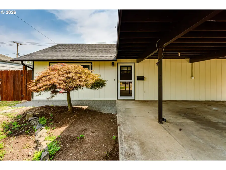 345 23rd St, Springfield, OR 97477 - #2