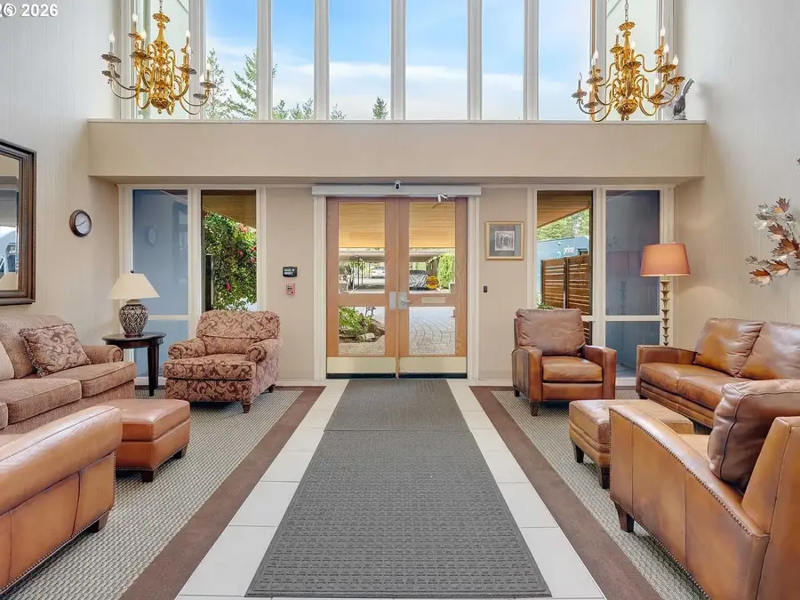 45 Eagle Crest Dr #315, Lake Oswego, OR 97035 - #3