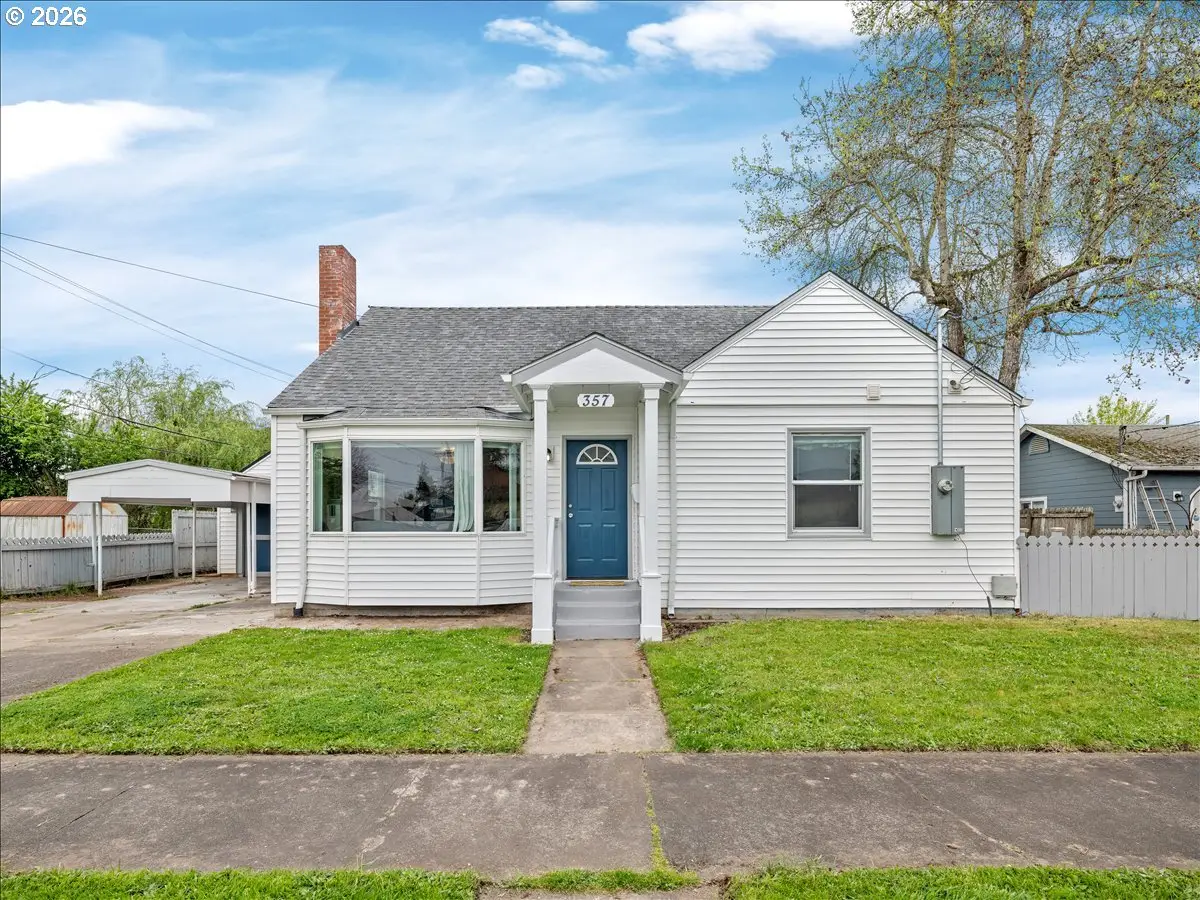 357 E St, Independence, OR 97351 - #1