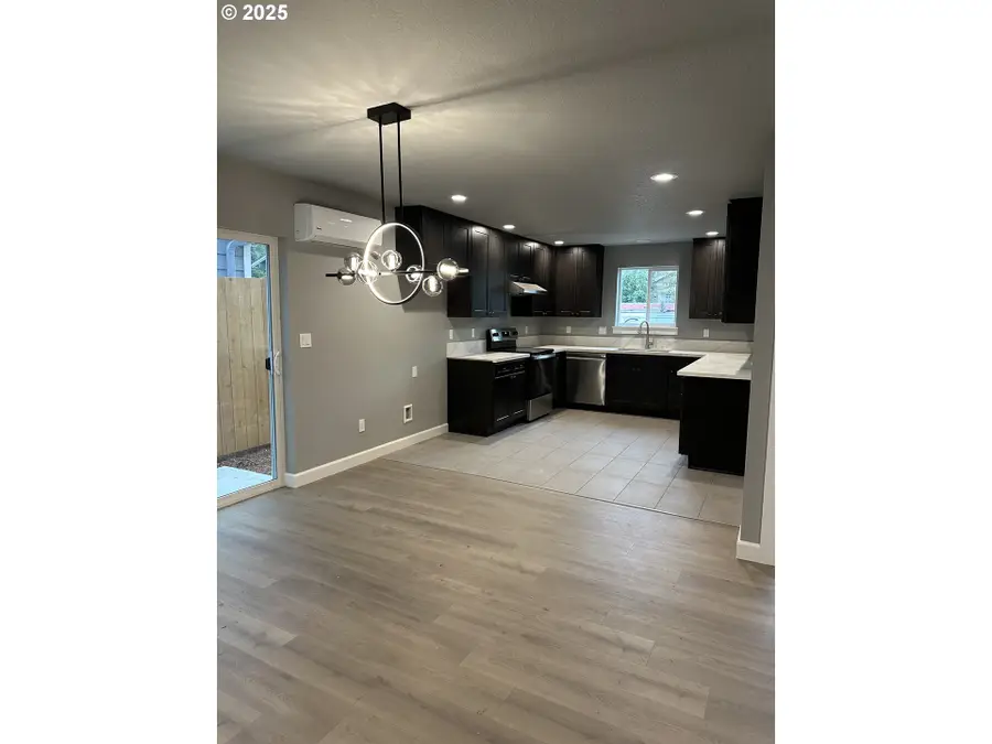 4823 SE 118th Pl, Portland, OR 97266 - Image #3