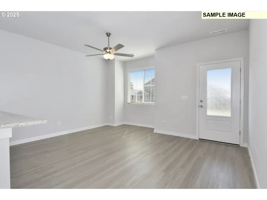 1281 Parkside Ave, Woodburn, OR 97071 - Image #3