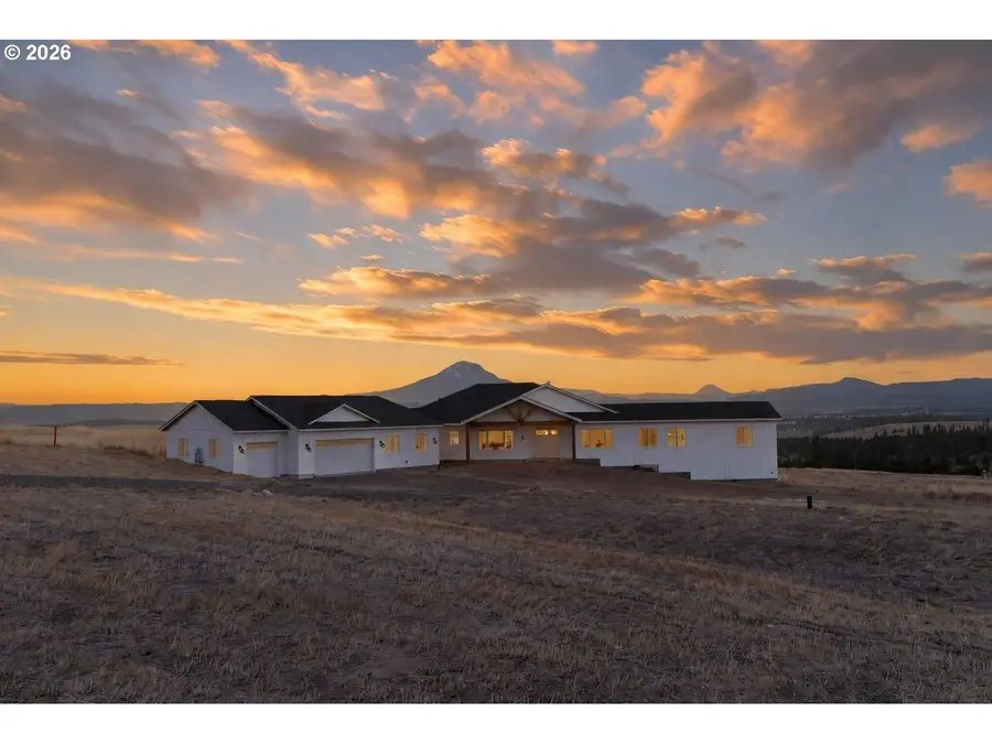 823 Horseshoe Bend Rd, Centerville, WA 98613 - #2