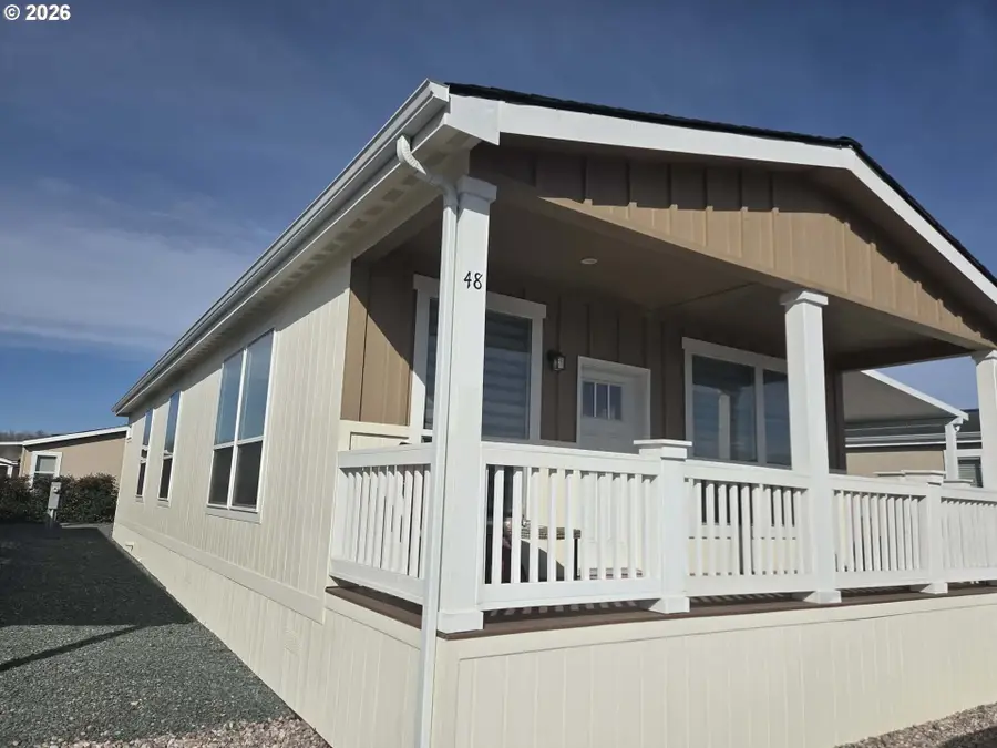 3555 S Pacific Hwy #48, Medford, OR 97501 - #2