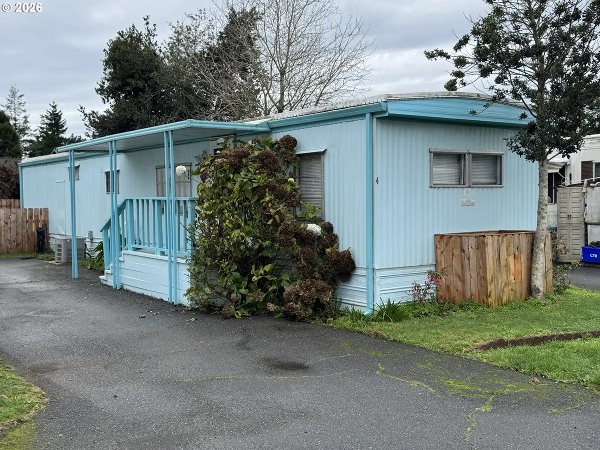 16345 Grootendorst Ln #4, Brookings, OR 97415 - Image #1