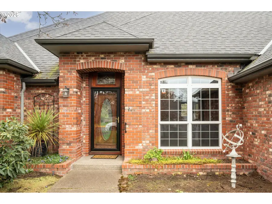 1424 Wimbledon Pl, Springfield, OR 97477 - #3