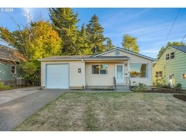 3724 SE Schiller St, Portland, OR 97202