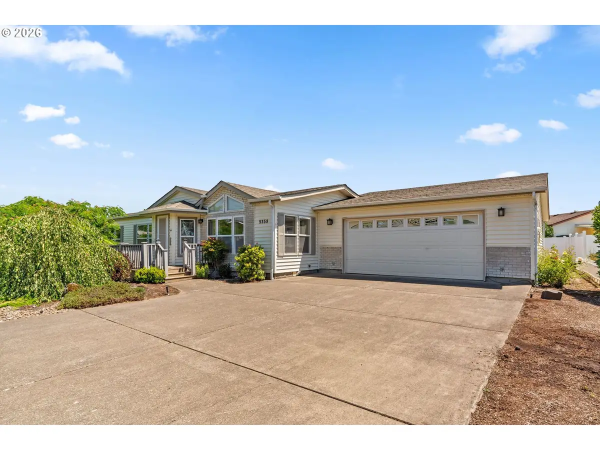 5359 Club Dr, Eugene, OR 97402 - #1