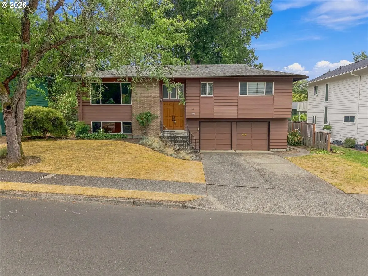 7525 SW Hillcrest Pl, Beaverton, OR 97008 - #1