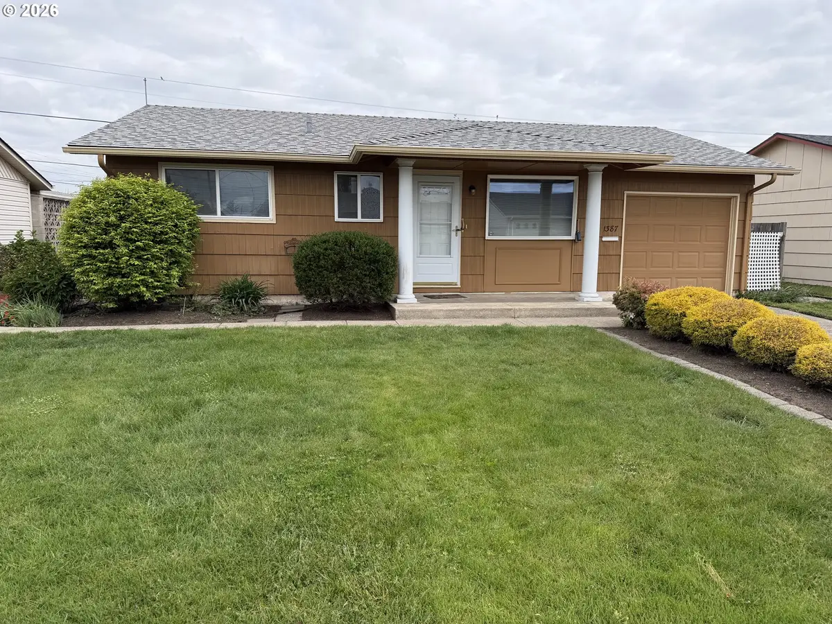 1387 Hampton Way, Woodburn, OR 97071 - #1